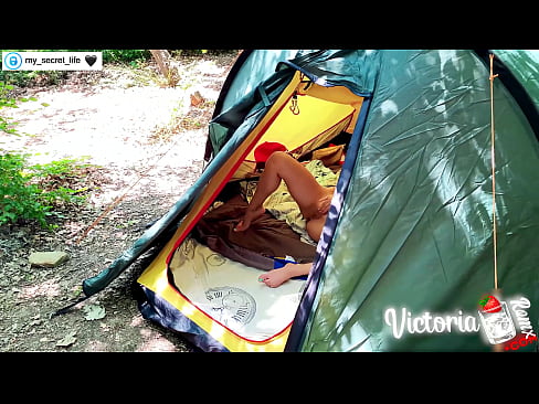 ❤️ Tented Stranger szenvedélyes kézimunkája a kamerában Minőségi szex at hu.serviporno.ru ☑