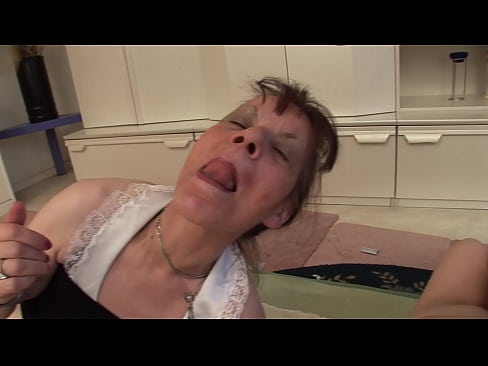 ❤️ Két nagymama és egy nagypapa hármasban Minőségi szex at hu.serviporno.ru ☑